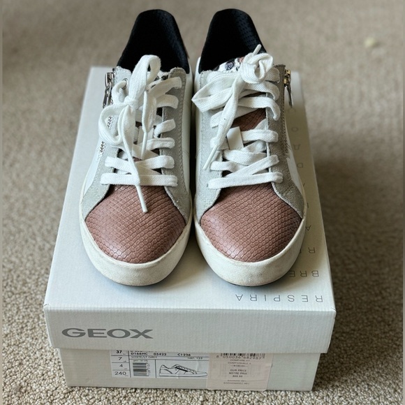 GEOX Women’s size EU37 US7 Sneakers - Like new w/ box. - Picture 1 of 5